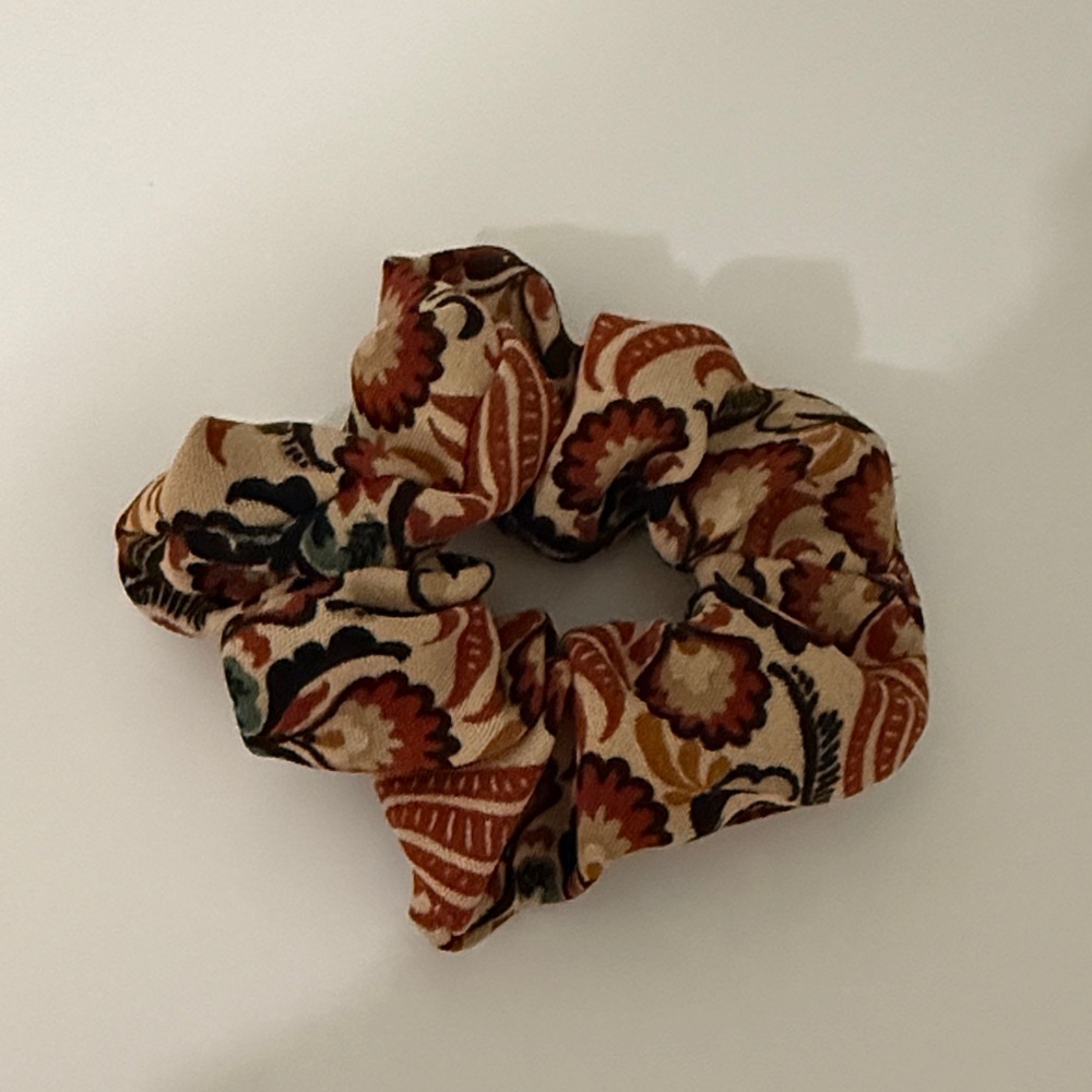 Floral Patterned Scrunchie